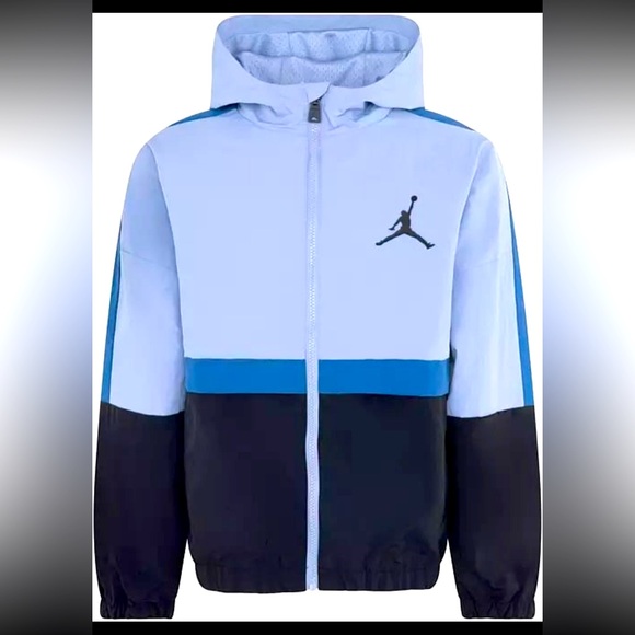 Jordan Other - NWT Jordan Boys' Colorblocked Wind Jacket, Medium
